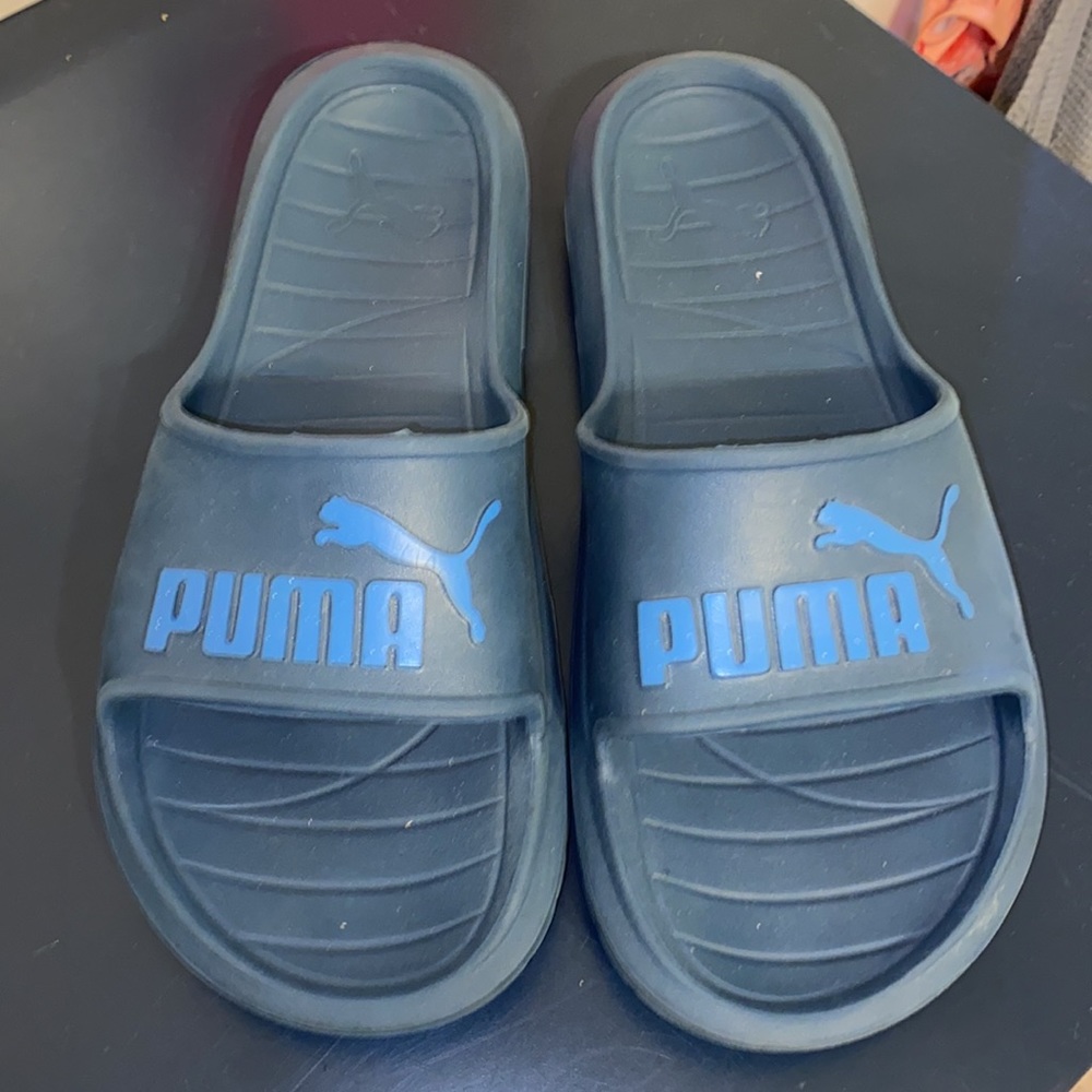 Unisex Puma navy blue slides | SANDALS size 9-10 | 3 for $25 Sale - Picture 2 of 4